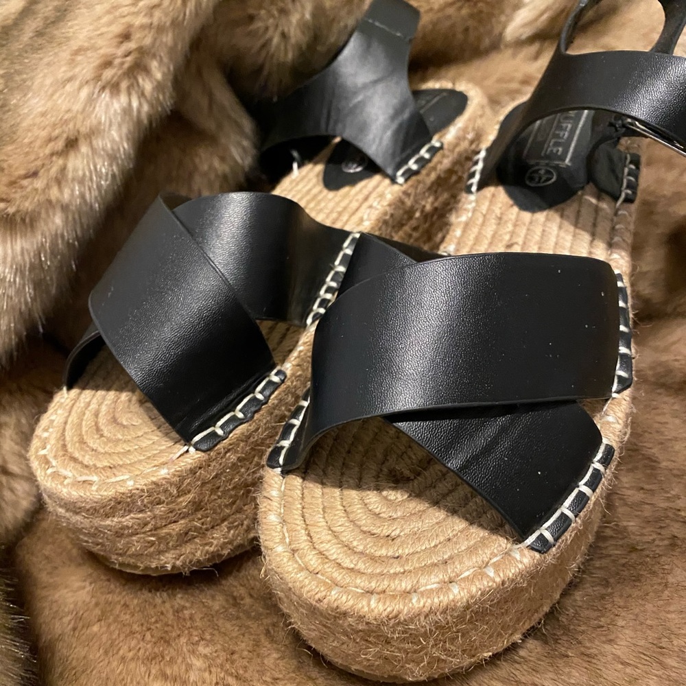 Black sandals - ASOS